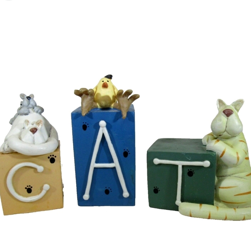 Crazy Mountain NWT Colorful CAT Block‎ Letter Figurine Set Of 3